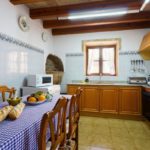 Дизайн кухни в стиле кантри - фото (48)