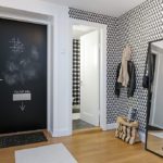 Акцентная стена в интерьере прихожей (6)